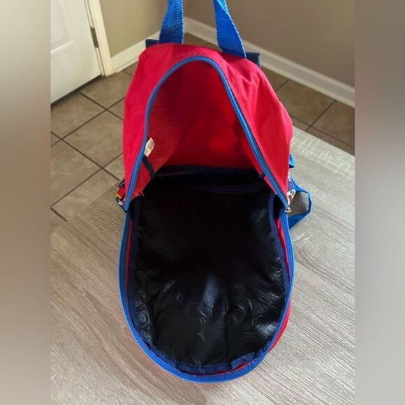 PREOWNED … Colorful KIDS Backpack With Fun ROADWAY Design - Picture 4 of 4